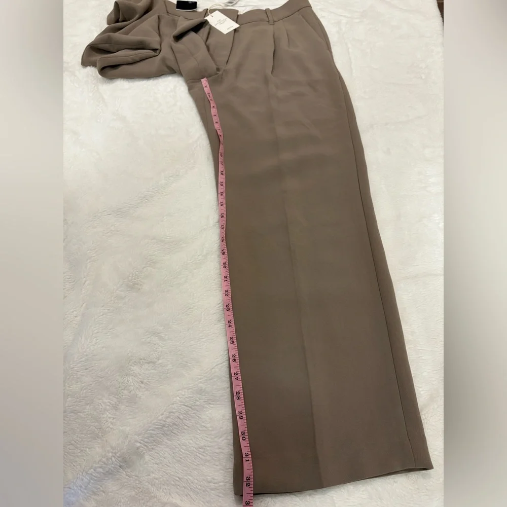 NWT Aritzia The Effortless Pant -High-Wasted,Wide-Leg Japanese Crepe Trousers - Picture 11 of 16